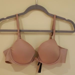 Victoria Secret Sexy Illusions T-shirt Bra